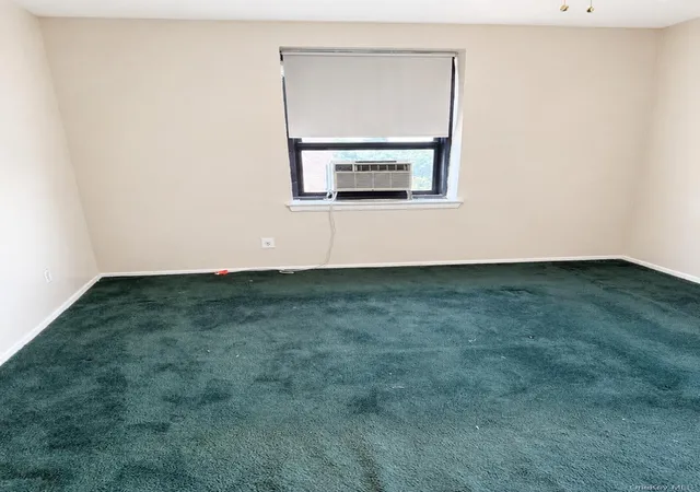 Photo 4 of House for sale at 140-14 28th Road #6A, New York, NY 11354 | MLS# 1036202 | Listing updated on 2026-09-03