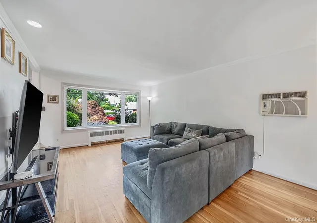Photo 3 of Sale Pending at 117 Bryan Ave, Babylon, NY 11701 | MLS# 1036225 | Listing updated on 2026-08-27