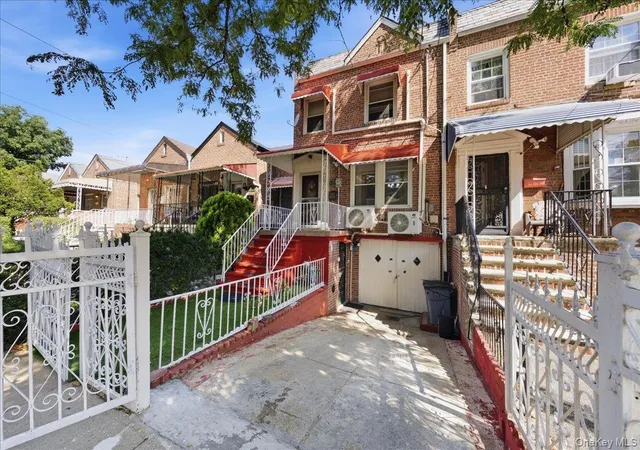 Photo 2 of Sale Pending at 937 Duncan St, New York, NY 10469 | MLS# 1036251 | Listing updated on 2026-09-04