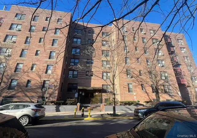 Photo 2 of Condo for sale at 88 30 182nd Street #3F, New York, NY 11423 | MLS# 1036288 | Listing updated on 2026-09-14