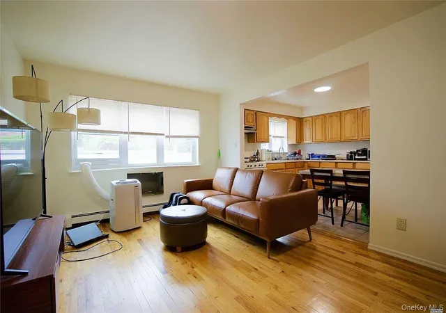 Photo 3 of House for sale at 41-43 Little Neck Pkwy, New York, NY 11363 | MLS# 1036294 | Listing updated on 2026-08-10