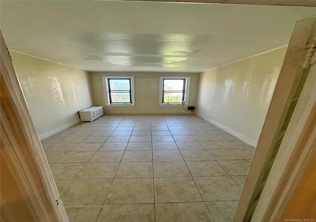 Photo 4 of House for sale at 2922 Barnes Ave #6E, New York, NY 10467 | MLS# 1036302 | Listing updated on 2026-08-31