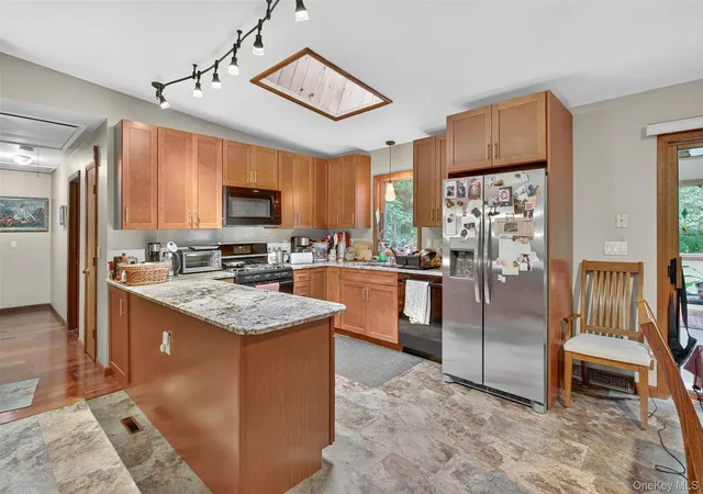 Photo 3 of Single family home for sale at 41 Penny Ln, Lloyd, NY 12528 | MLS# 1036310 | Listing updated on 2026-09-25
