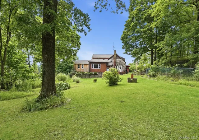 Photo 1 of Single family home for sale at 574 State Route 32 N, Esopus, NY 12561 | MLS# 1036311 | Listing updated on 2026-09-28