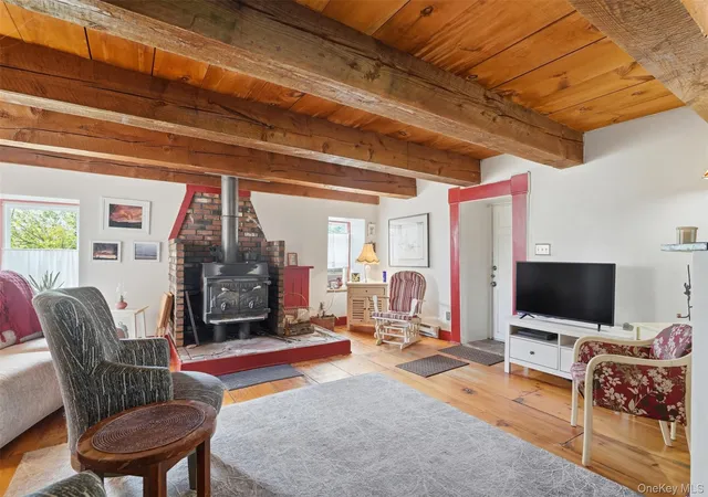 Photo 3 of Single family home for sale at 574 State Route 32 N, Esopus, NY 12561 | MLS# 1036311 | Listing updated on 2026-09-28