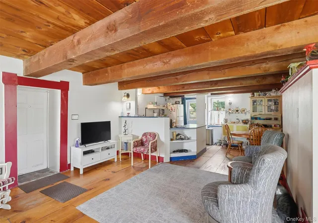 Photo 3 of Single family home for sale at 574 State Route 32 N, Esopus, NY 12561 | MLS# 1036311 | Listing updated on 2026-09-28