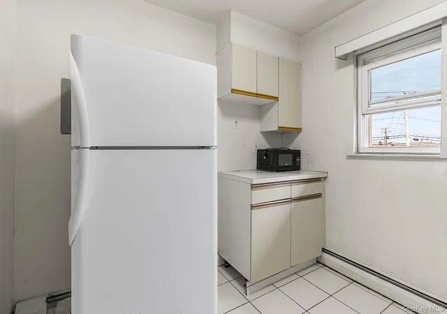 Photo 3 of Condo for sale at 490 Main St #A7, Oyster Bay, NY 11735 | MLS# 1036320 | Listing updated on 2026-08-08