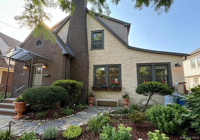 Single family home for sale at 15744 Quince Ave, New York, NY 11355 | MLS# 1036324