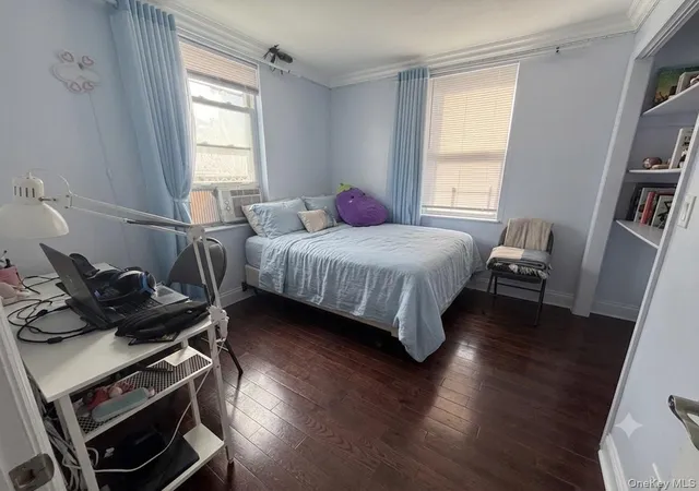 Photo 3 of Single family home for sale at 15744 Quince Ave, New York, NY 11355 | MLS# 1036324 | Listing updated on 2026-09-17