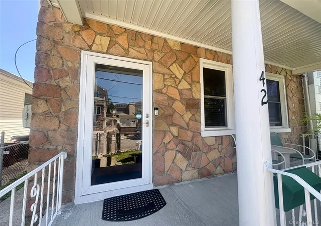 Photo 15 of Single family home for sale at 42 Saint Marys Ave, New York, NY 10305 | MLS# 1036329 | Listing updated on 2026-09-02