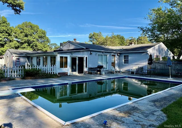 4th image of 9 Ash Ln, Hyde Park, NY 12538 | MLS# 1036330