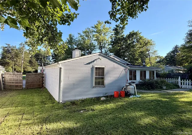 5th image of 9 Ash Ln, Hyde Park, NY 12538 | MLS# 1036330