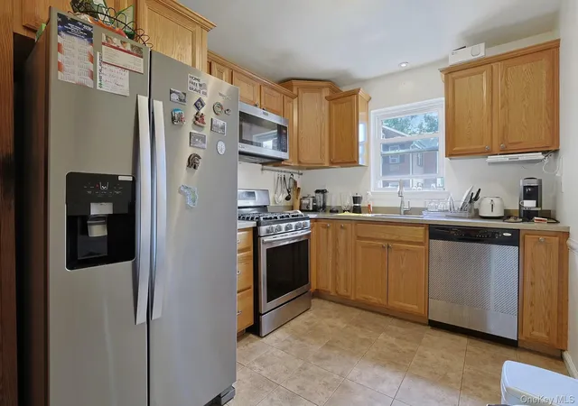Photo 3 of Condo for sale at 129 1 S Highland Ave #B3, Ossining, NY 10562 | MLS# 1036334 | Listing updated on 2026-09-30