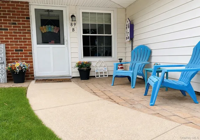 Listing Photo 4 - Condo for sale in building located at 89 Enfield Ct, Brookhaven, NY 11961 - Unit #B