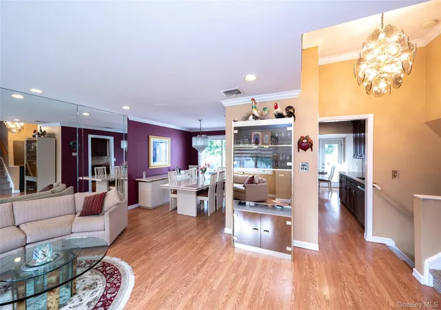 Photo 4 of Sale Pending at 38 Colony Ln, Oyster Bay, NY 11791 | MLS# 1036380 | Listing updated on 2026-09-17