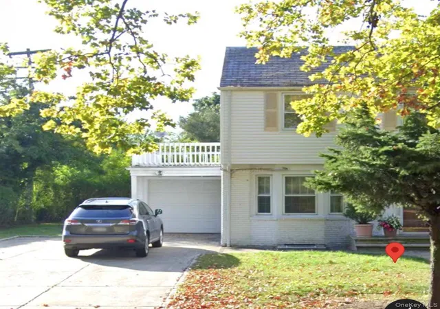 Photo 1 of Single family home for sale at 292 11th Street, Hempstead, NY 11530 | MLS# 1036397 | Listing updated on 2026-08-11
