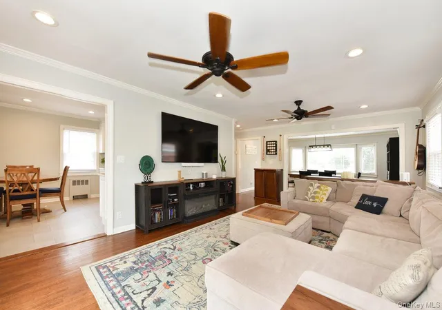 Photo 4 of Sale Pending at 374 Andrews Rd, North Hempstead, NY 11501 | MLS# 1036400 | Listing updated on 2026-08-27