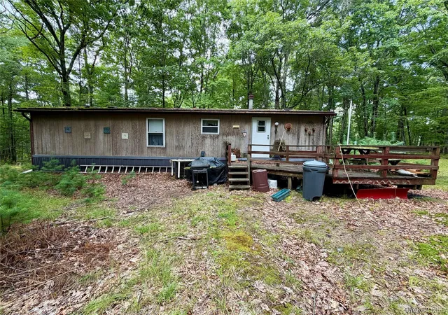 Photo 4 of Sale Pending at 21 Huron Trl, Lumberland, NY 12737 | MLS# 1036415 | Listing updated on 2026-10-09