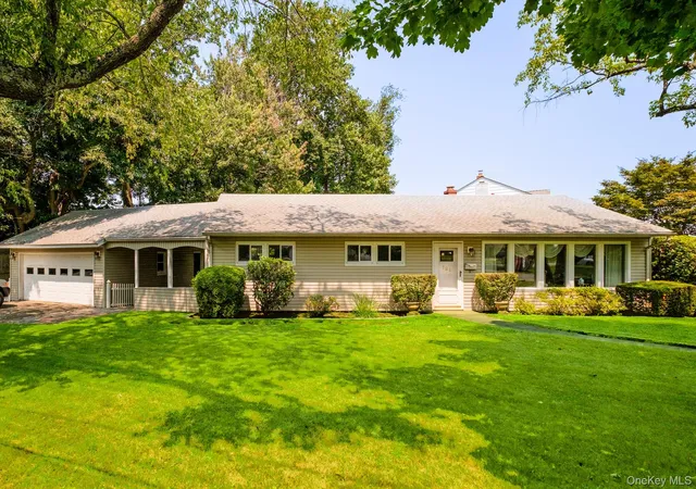 Photo 1 of Sale Pending at 121 Windermere Dr, Yonkers, NY 10710 | MLS# 1036420 | Listing updated on 2026-09-13