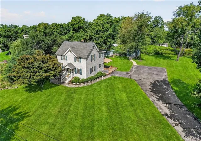 Photo 3 of Sale Pending at 172 Mt Joy Rd, Middletown, NY 10941 | MLS# 1036444 | Listing updated on 2026-09-16
