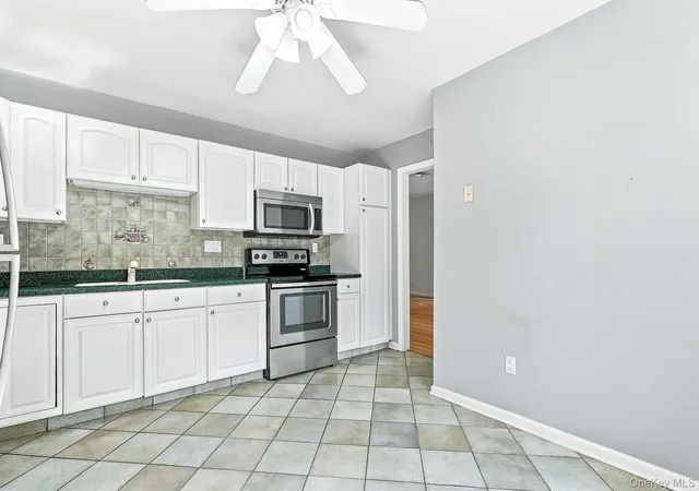 Photo 4 of Sale Pending at 790 Heritage Hills #B, Somers, NY 10589 | MLS# 1036450 | Listing updated on 2026-09-03