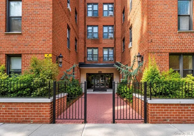 Photo 1 of Condo for sale at 37 30 83rd Street #5L, New York, NY 11372 | MLS# 1036499 | Listing updated on 2026-08-19