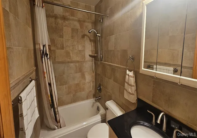 Photo 3 of Sale Pending at 671 Blackstone Ave, Hempstead, NY 11554 | MLS# 1036500 | Listing updated on 2026-08-28