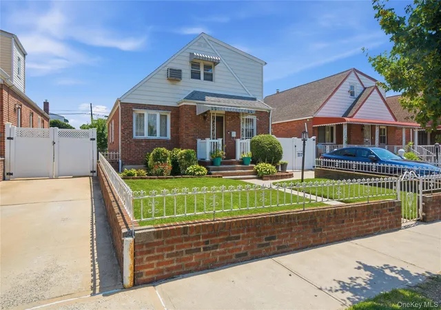 Photo 3 of Sale Pending at 12043 232nd Street, New York, NY 11411 | MLS# 1036504 | Listing updated on 2026-09-17