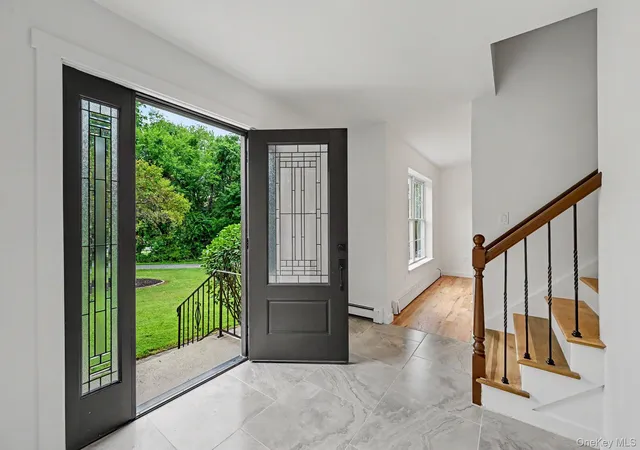 4th image of 14 Storm Dr, Beekman, NY 12570 | MLS# 1036509