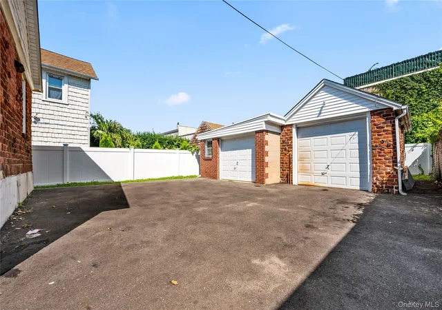 Photo 3 of Single family home for sale at 21 Beechwood Ave, North Hempstead, NY 11050 | MLS# 1036514 | Listing updated on 2026-10-10