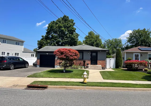 Photo 1 of Sale Pending at 155 Secatogue Ave, Oyster Bay, NY 11735 | MLS# 1036523 | Listing updated on 2026-09-03