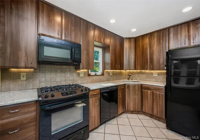 3rd image of 82 Herman Ave, Babylon, NY 11703 | MLS# 1036530