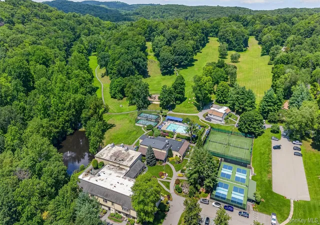 Photo 31 of Condo for sale at 88 Heritage Hills #B, Somers, NY 10589 | MLS# 1036559 | Listing updated on 2026-10-04