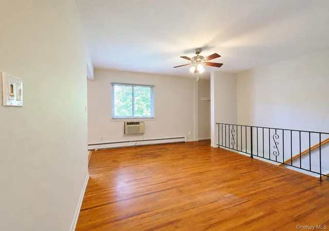 Photo 3 of House for sale at 29 Manor Dr #29, Cornwall, NY 12518 | MLS# 1036563 | Listing updated on 2026-09-16