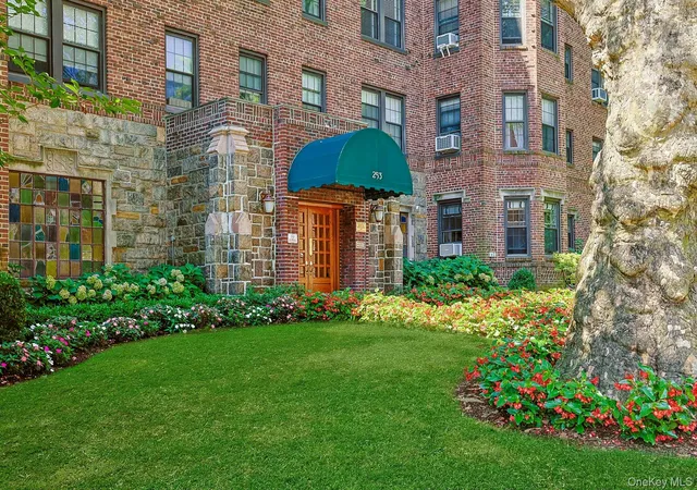 2nd image of 253 Garth Rd #3E, Eastchester, NY 10583 | MLS# 1036574