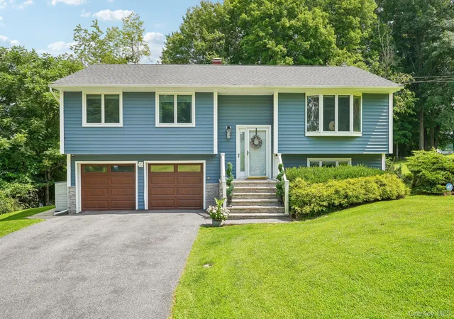 Photo 1 of Single family home for sale at 111 Hilltop Rd, Monroe, NY 10950 | MLS# 1036585 | Listing updated on 2026-08-23