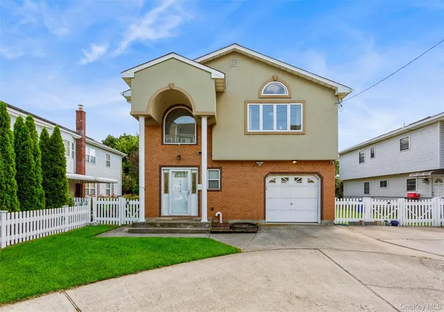 Photo 1 of Single family home for sale at 2929 Rockaway Ave, Hempstead, NY 11572 | MLS# 1036586 | Listing updated on 2026-09-06
