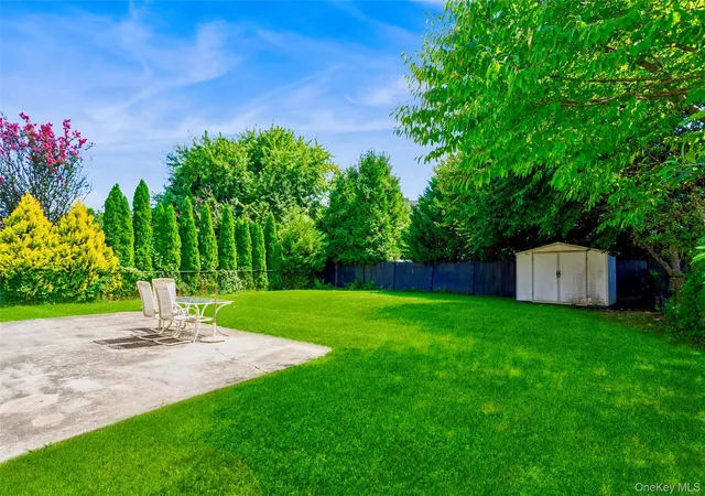 Photo 4 of Single family home for sale at 2929 Rockaway Ave, Hempstead, NY 11572 | MLS# 1036586 | Listing updated on 2026-10-09