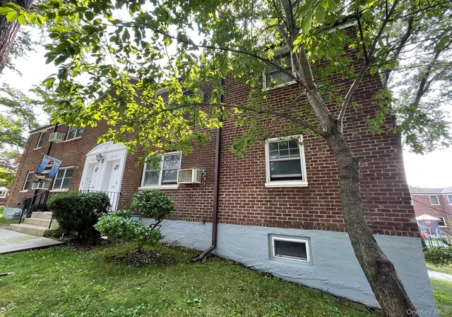 Photo 3 of Condo for sale at 252 14 63rd Avenue #1337, New York, NY 11362 | MLS# 1036595 | Listing updated on 2026-09-02