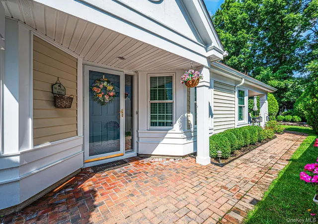 Photo 3 of Sale Pending at 19 Sayville Ct, Brookhaven, NY 11961 | MLS# 1036622 | Listing updated on 2026-09-02