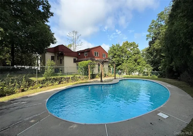 Photo 3 of Single family home for sale at 1 Sunset Dr, Ramapo, NY 10901 | MLS# 1036633 | Listing updated on 2026-09-01