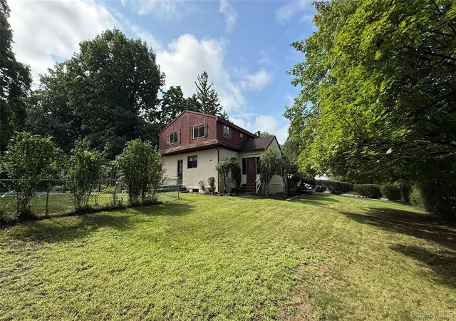 Photo 5 of Single family home for sale at 1 Sunset Dr, Ramapo, NY 10901 | MLS# 1036633 | Listing updated on 2026-09-01