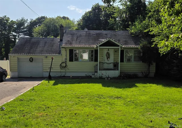 Single family home for sale at 2467 New York Ave, Huntington, NY 11747 | MLS# 1036640