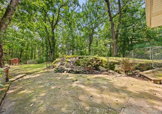 Photo 3 of Sale Pending at 55 Wenonah Rd, Putnam Valley, NY 10579 | MLS# 1036649 | Listing updated on 2026-08-29