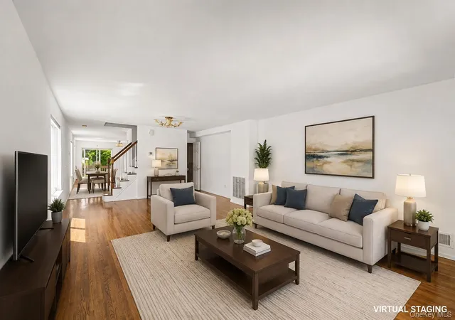 Listing Photo 3 - Condo for sale in building located at 94 Greaves Ave, New York, NY 10308