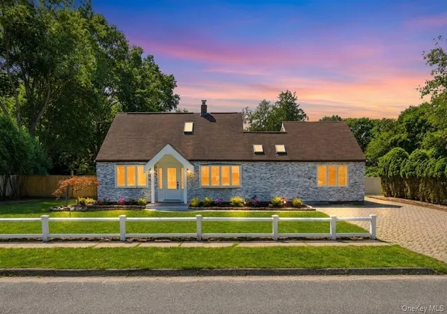 2nd image of 36 Fifty Acre Rd S, Smithtown, NY 11787 | MLS# 1036685