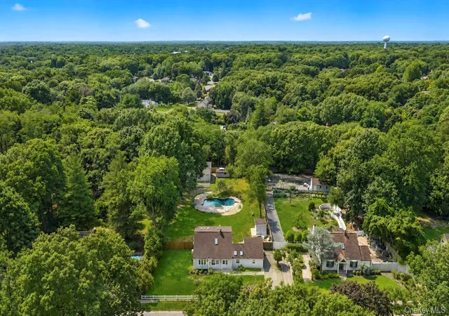 Photo 45 of Single family home for sale at 36 Fifty Acre Rd S, Smithtown, NY 11787 | MLS# 1036685 | Listing updated on 2026-10-06