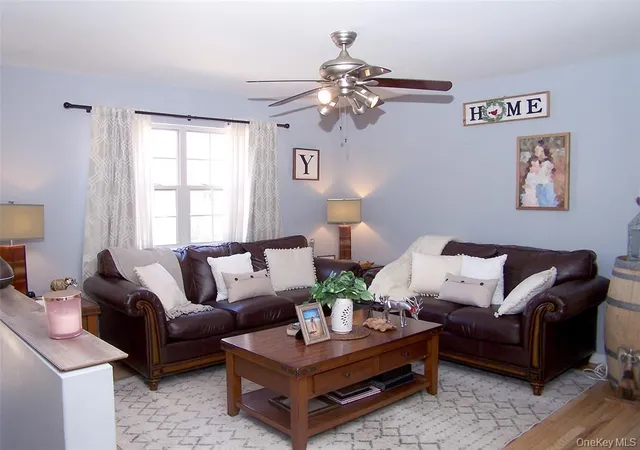 Photo 3 of Single family home for sale at 11 Doral Ln, Brookhaven, NY 11980 | MLS# 1036687 | Listing updated on 2026-08-23