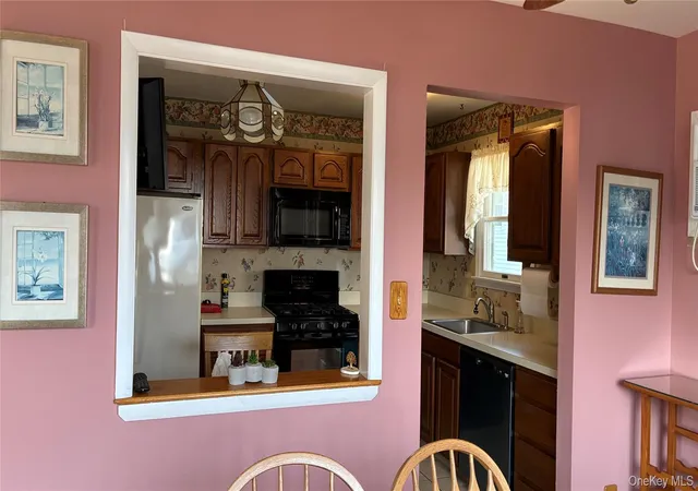 2nd image of 148 Harrison Ave, Oyster Bay, NY 11714 | MLS# 1036696
