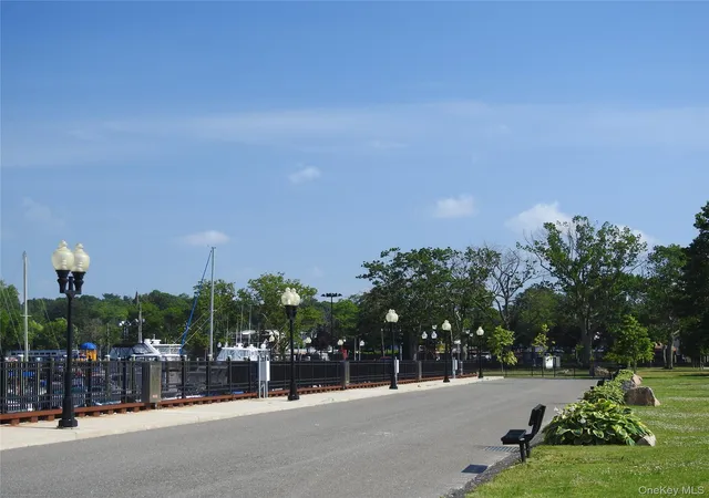 2nd image of 2 Anchorage, Oyster Bay, NY 11771